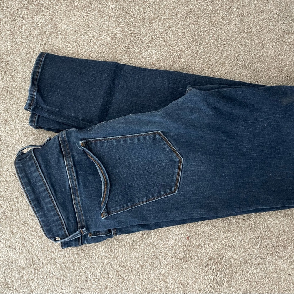 A&F high waisted skinny jeans